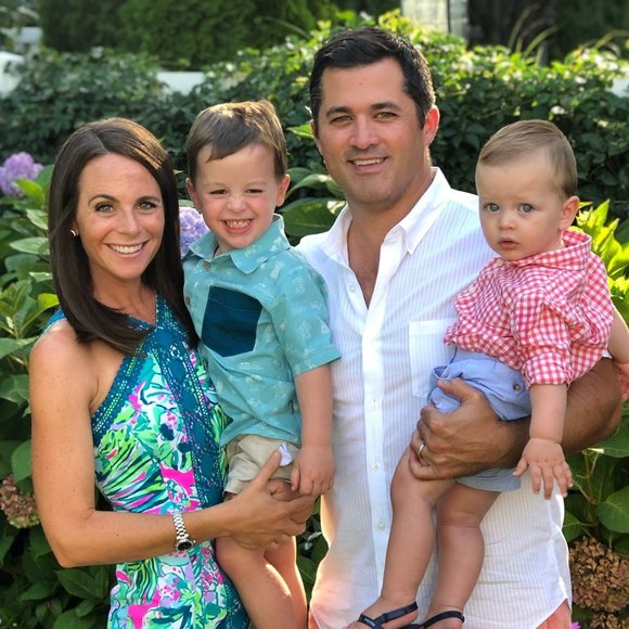 Meet your Posher, Amanda - Picture 1 of 1